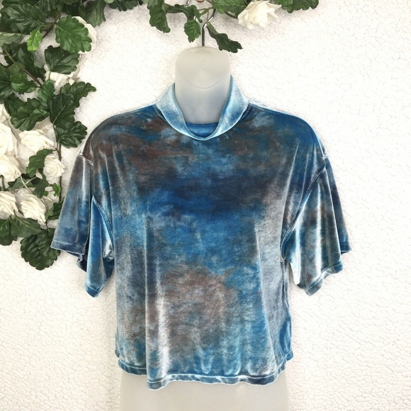 Free People Tops - We The Free People Crushed Velvet Tie Dye Crop Top